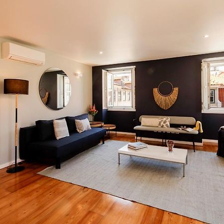 Chiado Premium Two Bedroom Apartment By Les Deux Mariettes Lisbon Bagian luar foto