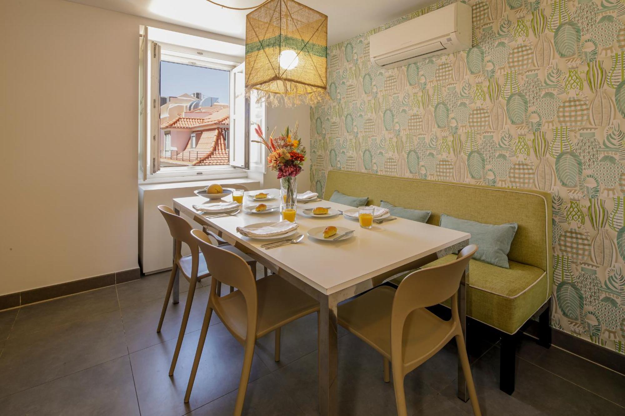 Chiado Premium Two Bedroom Apartment By Les Deux Mariettes Lisbon Bagian luar foto